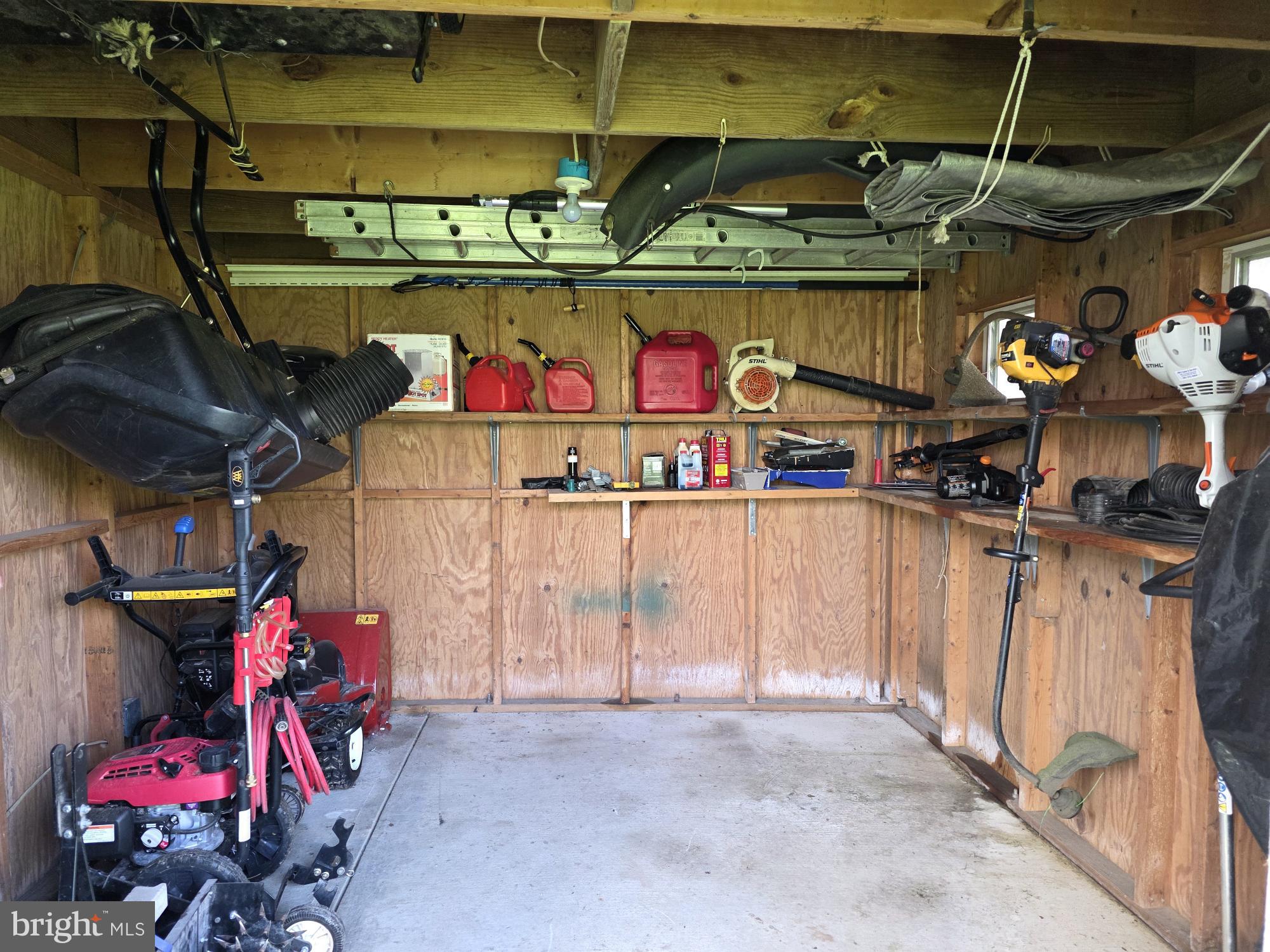 KINGS GRANT - Residential