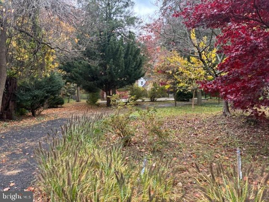 A rare opportunity to build a home with water views in the exclusive water-privileged neighborhood of Beacon Hill.  This lot is virtually ready to build! A buyer can design their own home or use the gorgeous current plans.  A smart buyer would fit his plan within the footprint (perimeter) of the current 2500 sq ft, 4-bedroom building plan, with a wrap-around porch. NOTE- Any increase in footprint (surface area) would have a negative impact (increase) on storm water management, setbacks from the septic system, etc. 

Beacon Hill is Annapolis' best-kept secret!  Situated between the Chesapeake Bay and Sandy Point State Park, this unspoiled, country-like, old Annapolis water-privileged community is only ten minutes from Downtown Annapolis, with the Chesapeake Bay Bridge, the Eastern Shore , Washington and Baltimore, on your doorstep.

Shipsview was originally a community of only forty houses, with twenty lots directly on the Bay and the other twenty with water views. 1546 Shipsview is undoubtedly the best of the ‘ water view’ lots. Directly across the street from 1546 is one of the community's two public water access points. It is the perfect spot to wade into the Bay or sit with a morning coffee and watch the sunrise. 1546 is a rare gem in a highly sought-after community.  DO NOT DELAY, or you will miss the opportunity to build in this very special neighborhood. Easy access/commuter routes to the Chesapeake Bay Bridge, the Eastern Shore , Washington and Baltimore.