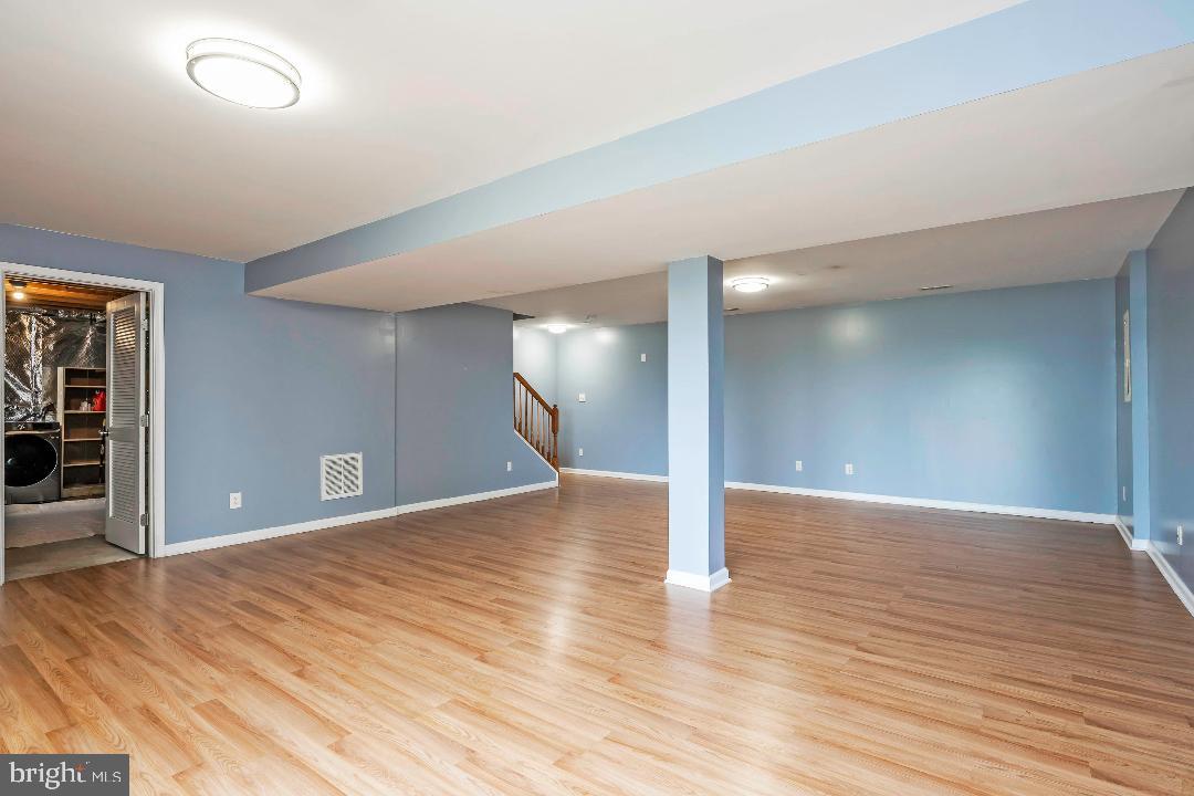 BRAEMAR-TARTAN VILLAGE - Residential