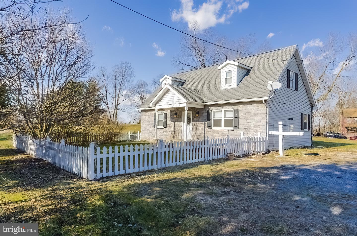 ROCK SPRING ACRES - Residential