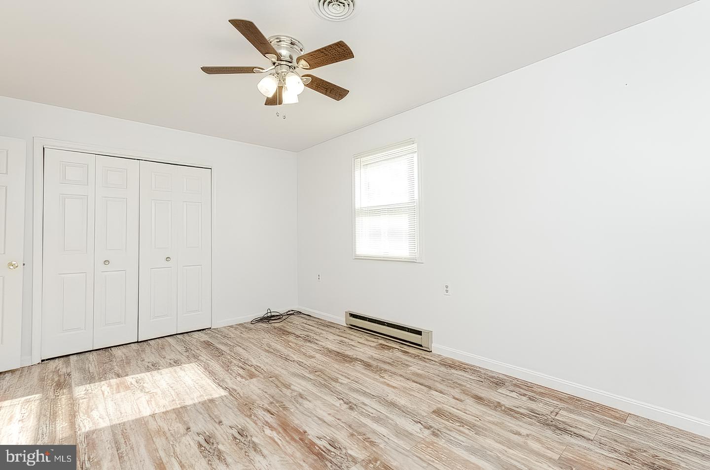 ROCK SPRING ACRES - Residential