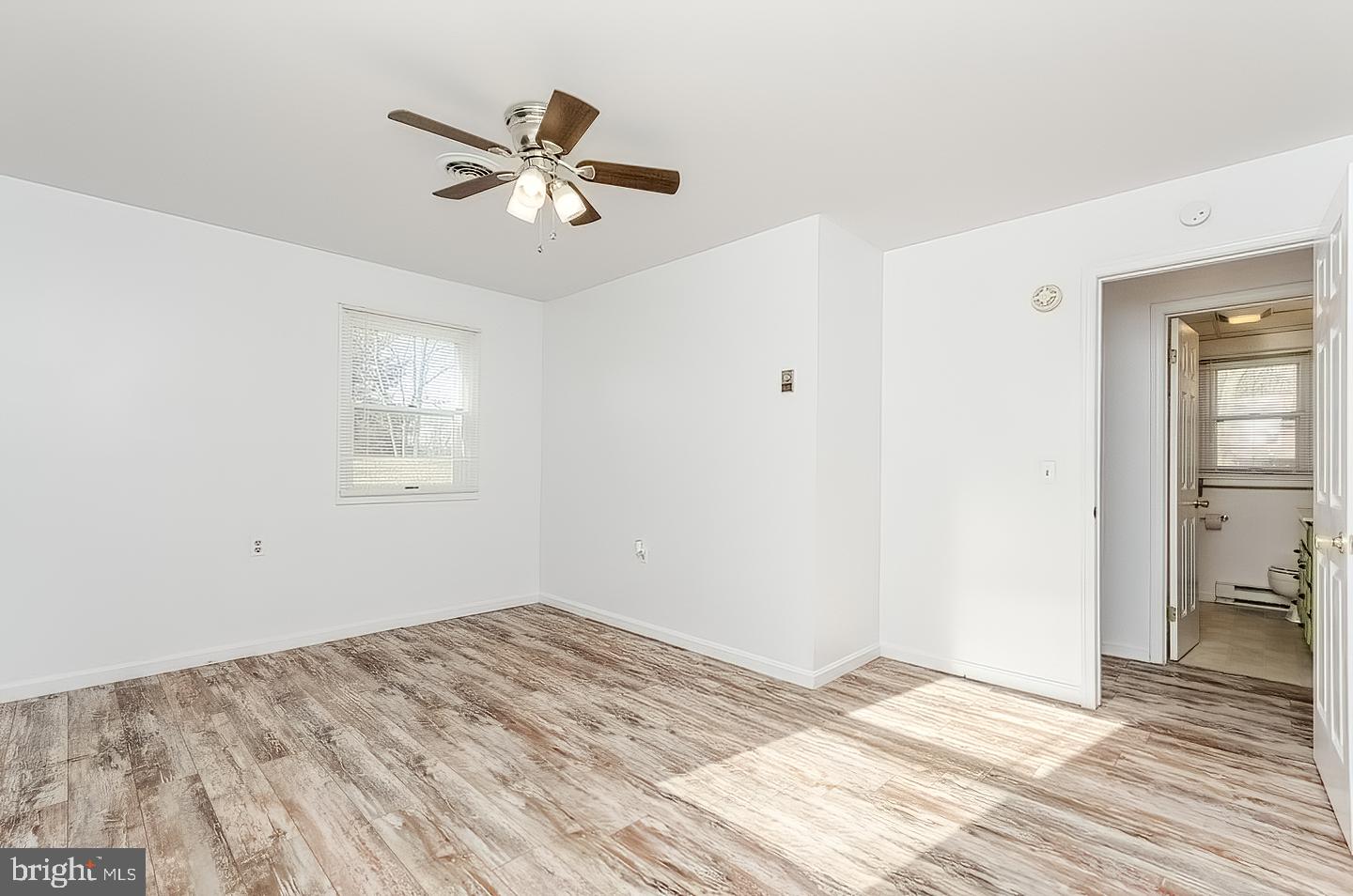 ROCK SPRING ACRES - Residential