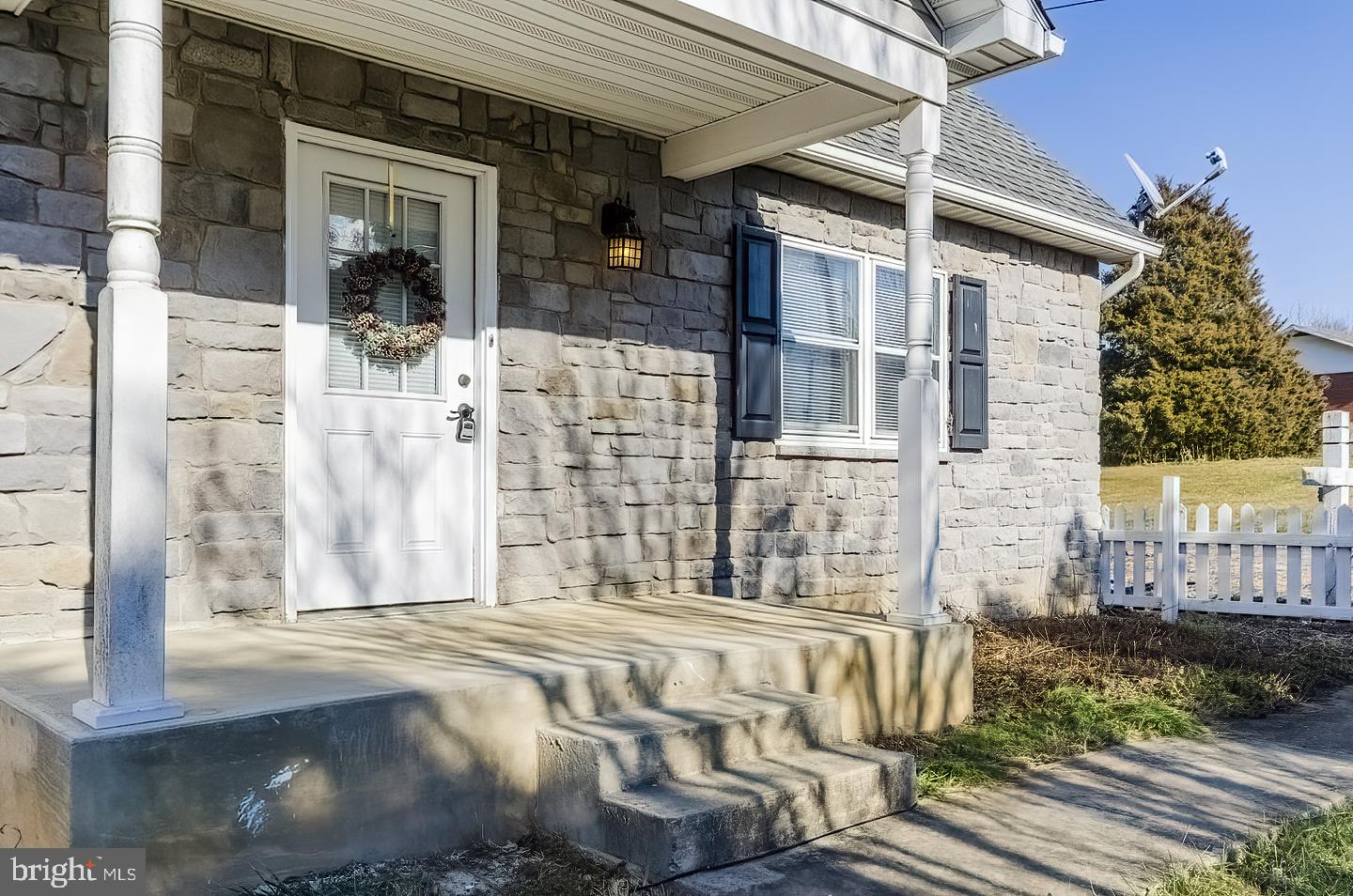 ROCK SPRING ACRES - Residential