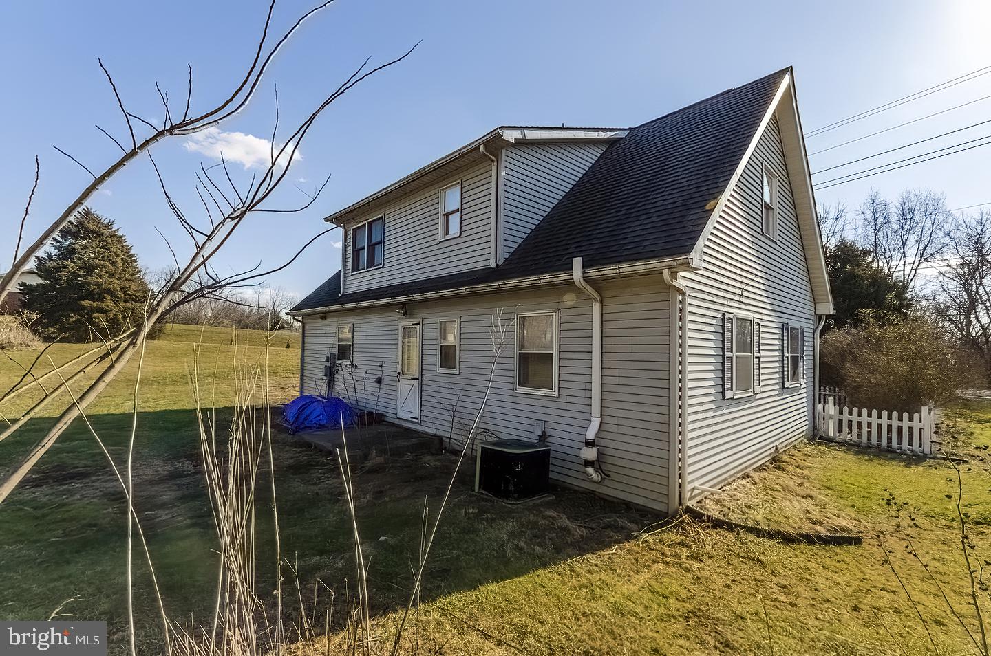 ROCK SPRING ACRES - Residential