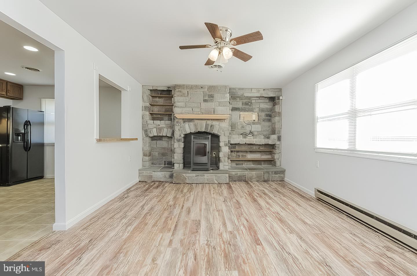 ROCK SPRING ACRES - Residential