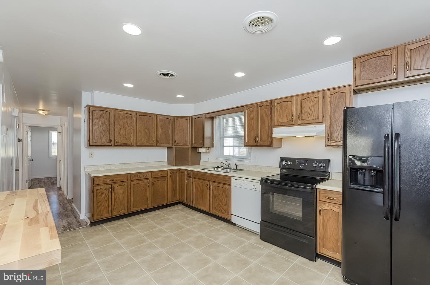 ROCK SPRING ACRES - Residential