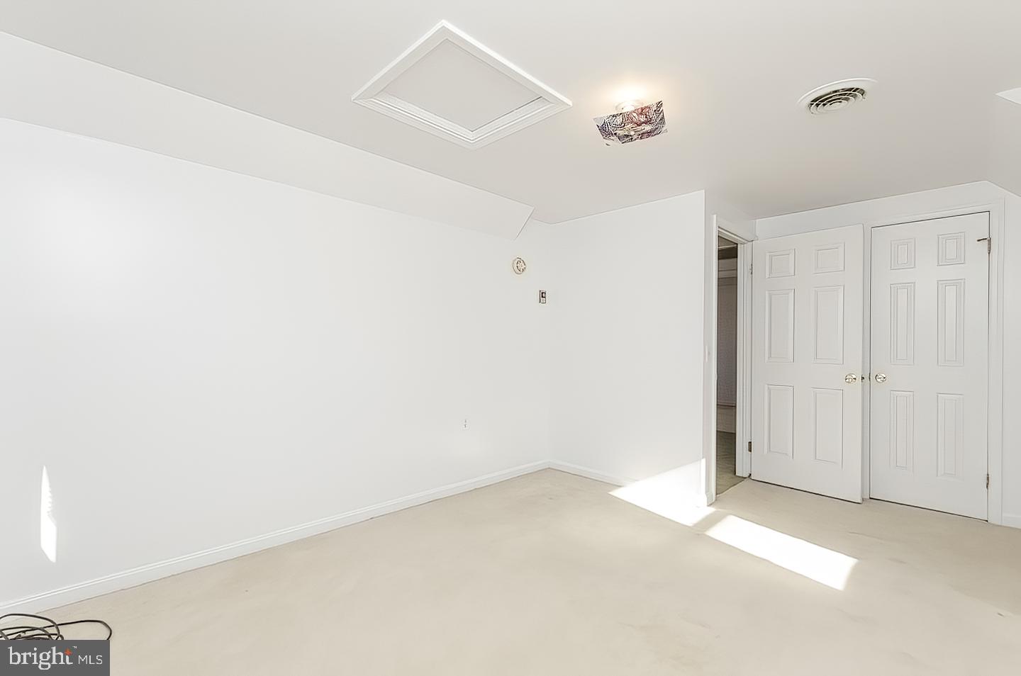 ROCK SPRING ACRES - Residential