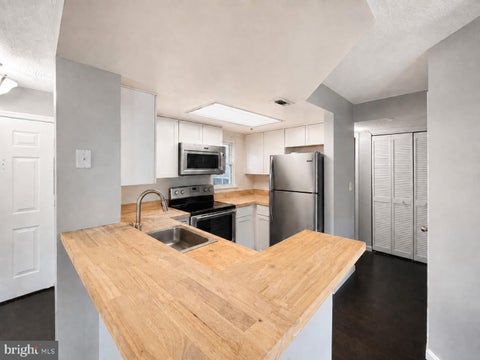 Condo For Rent - 14113 Bowsprit Lane #202<br/> LAUREL, MD 20707