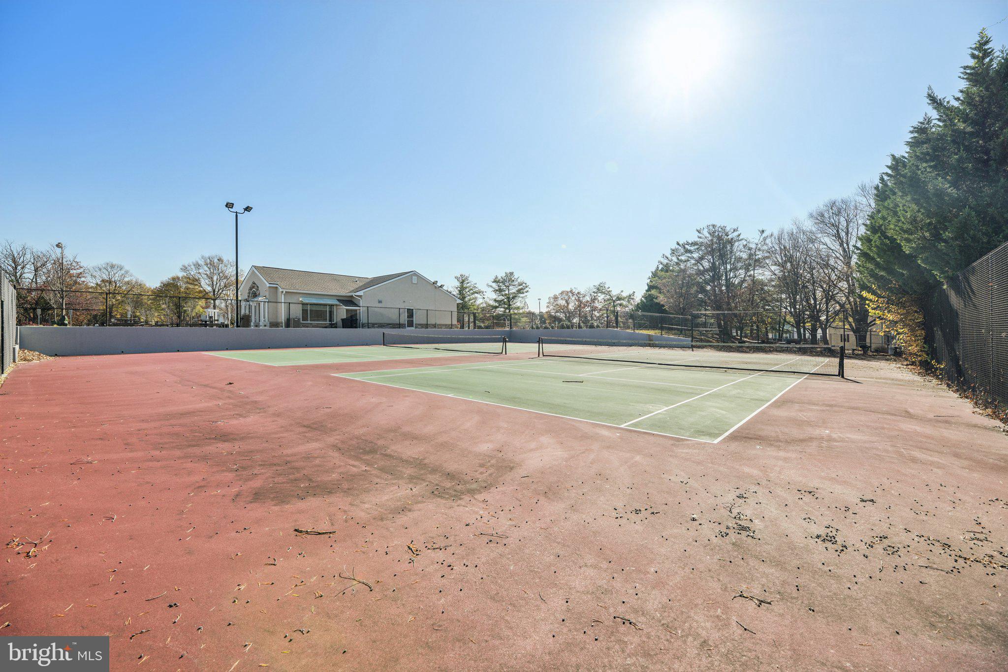 GLEN ORA-PLAT TWO> - Residential