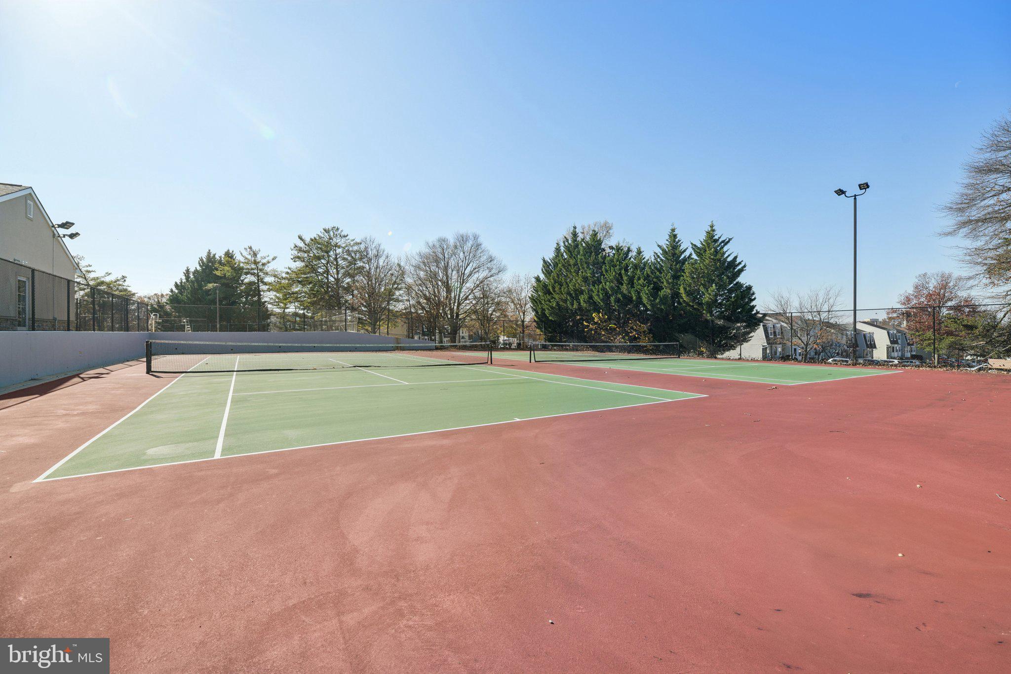 GLEN ORA-PLAT TWO> - Residential