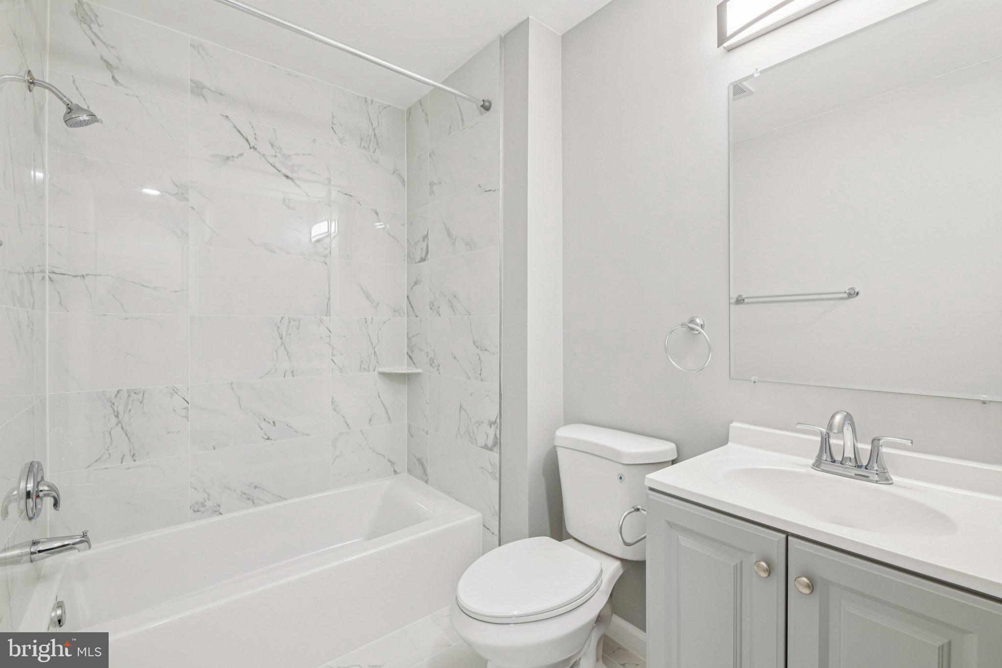 GLEN ORA-PLAT TWO> - Residential