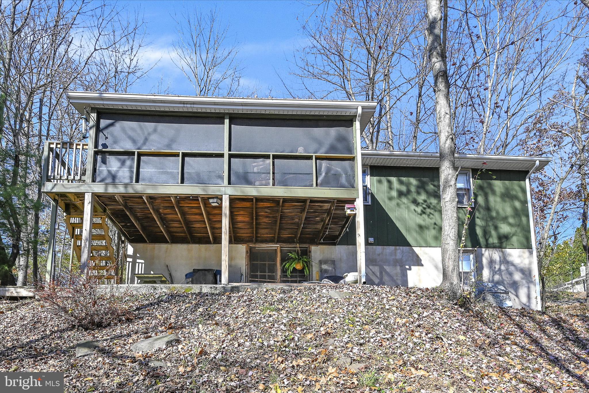 LAKE WYNONAH - Residential