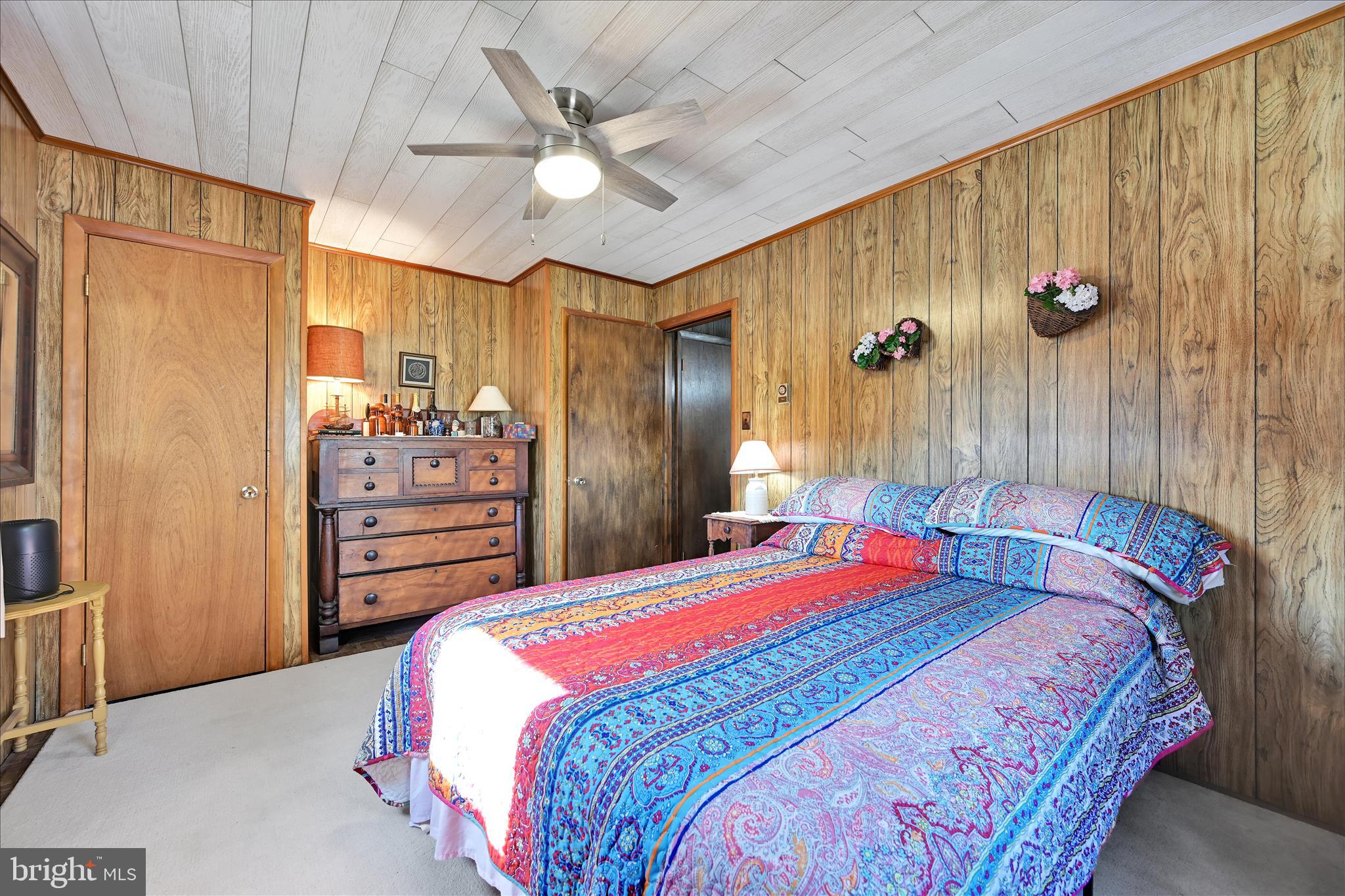 LAKE WYNONAH - Residential