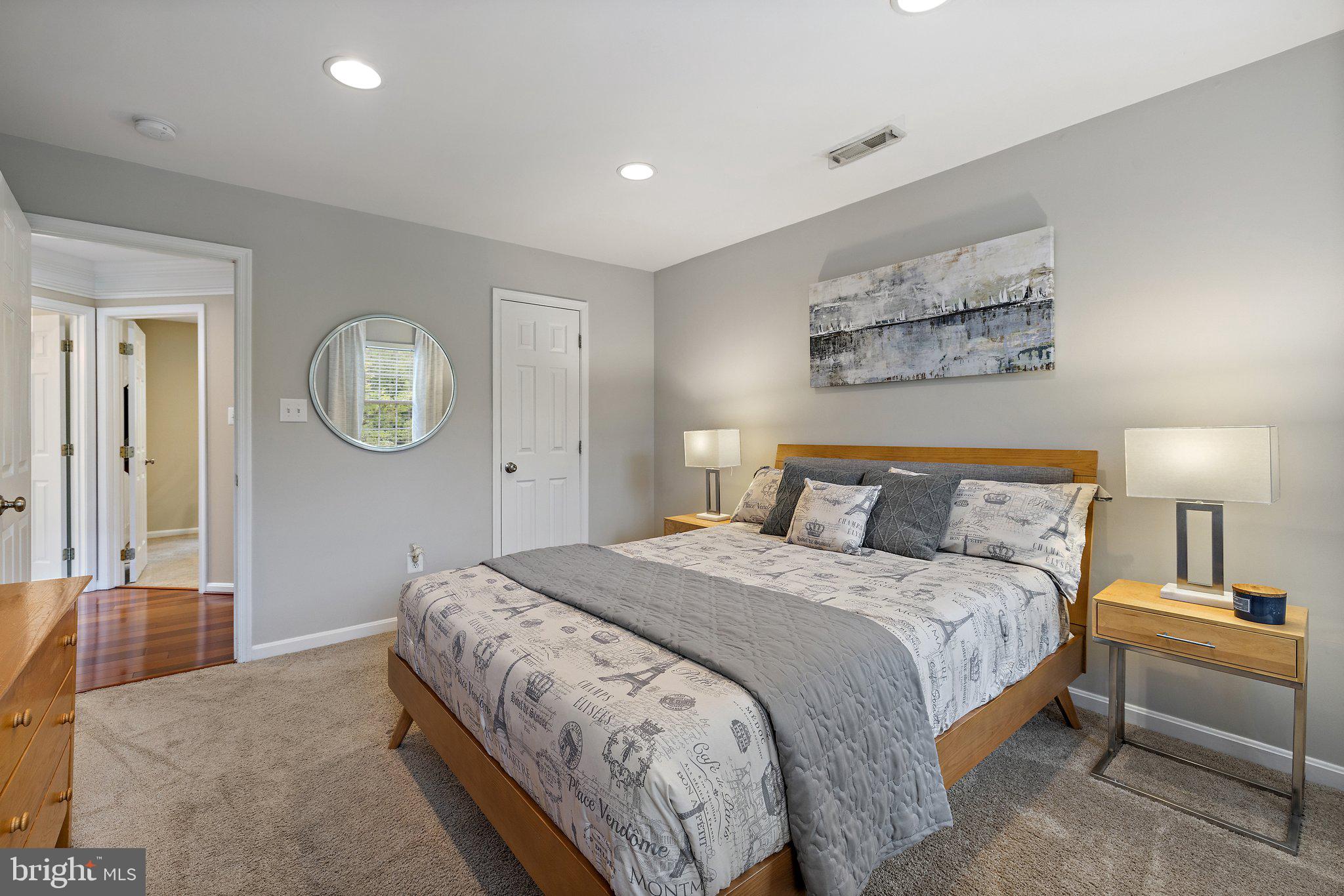 GREENWAY FARM - Residential