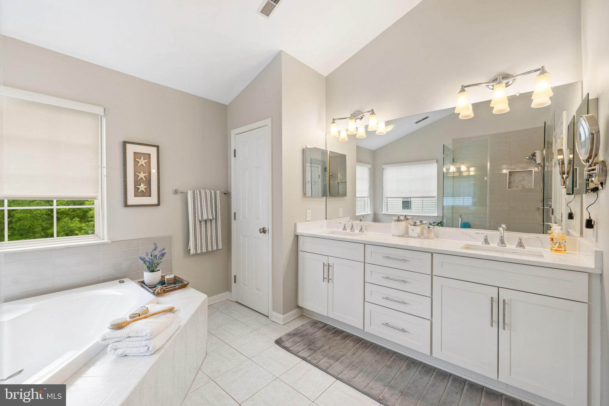 GREENWAY FARM - Residential