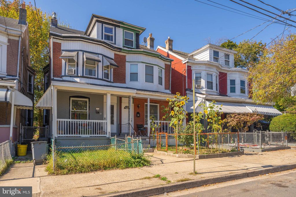 Photo of 25 Evans Avenue, TRENTON, NJ 08638 (MLS # NJME2067084)