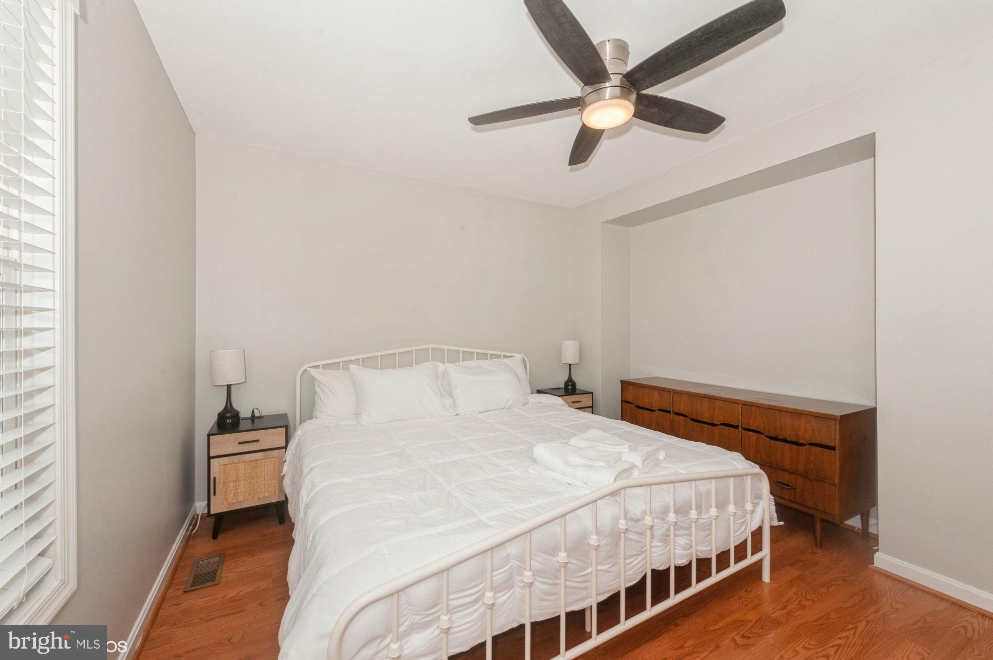 NORTH CHESAPEAKE BEACH - Residential