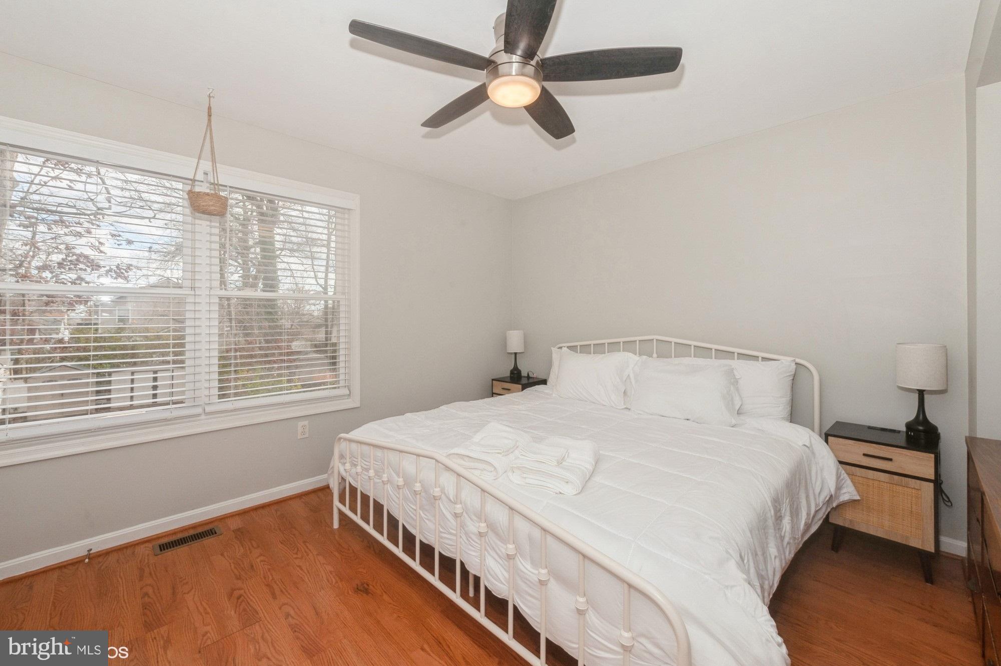 NORTH CHESAPEAKE BEACH - Residential