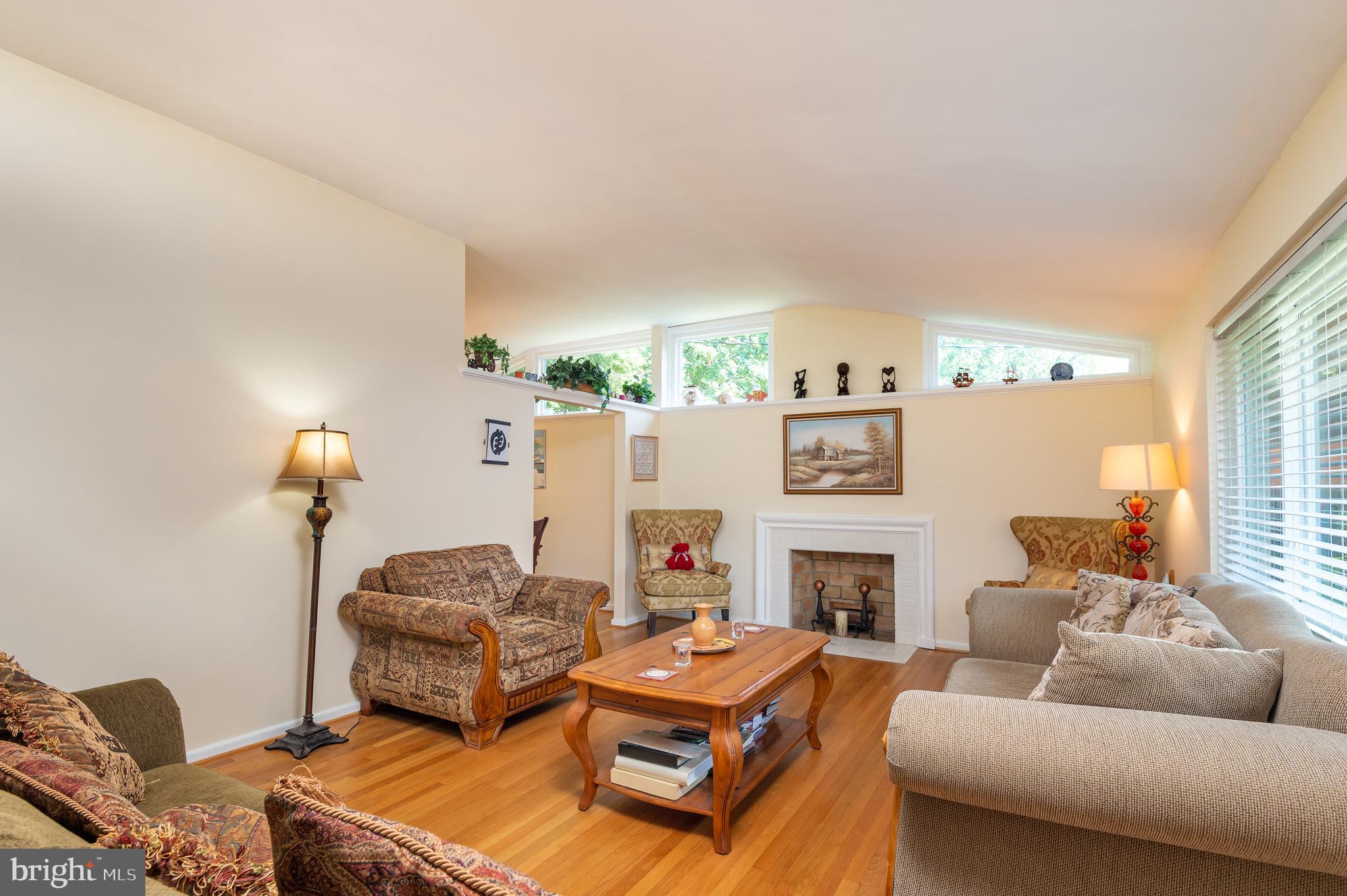 ROSEMONT - Residential Lease