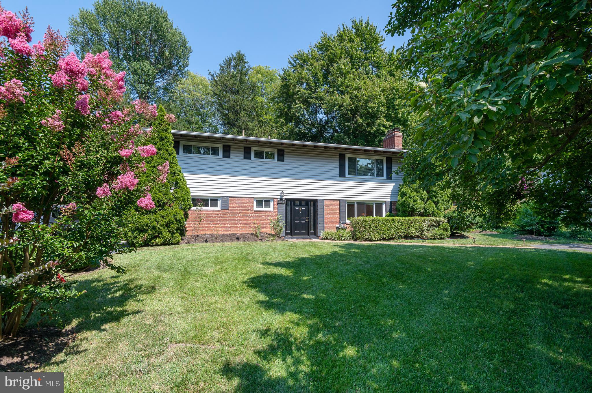 ROSEMONT - Residential Lease