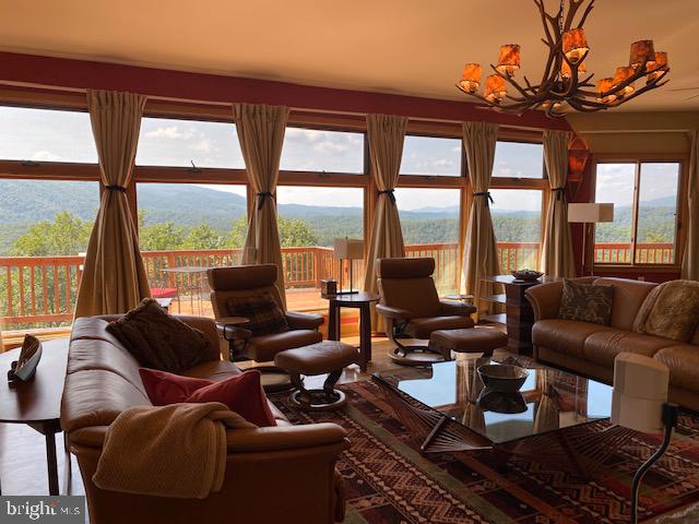 RIVER RIDGE - Residential