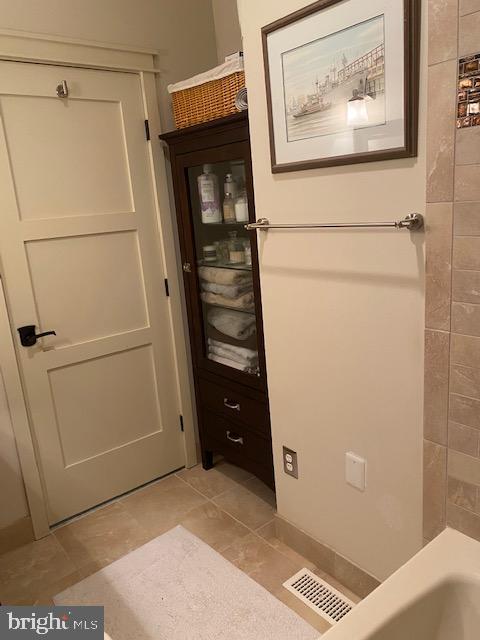 RIVER RIDGE - Residential