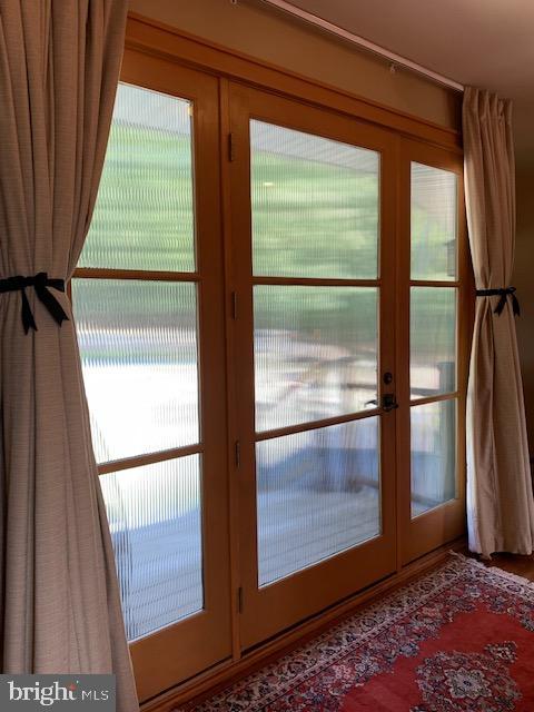 RIVER RIDGE - Residential