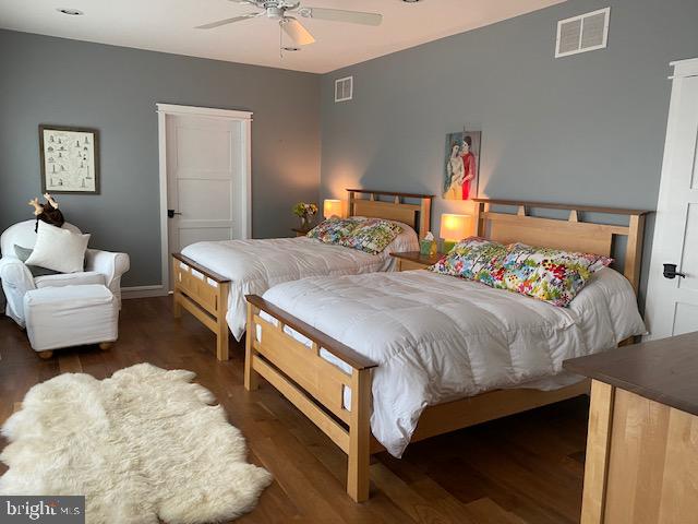 RIVER RIDGE - Residential