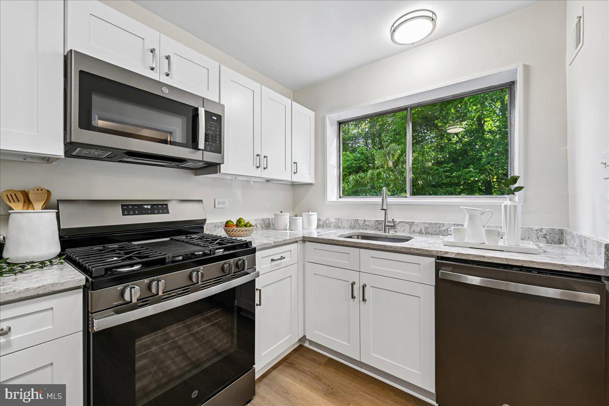 PARKSIDE CONDOMINIUMS - Residential