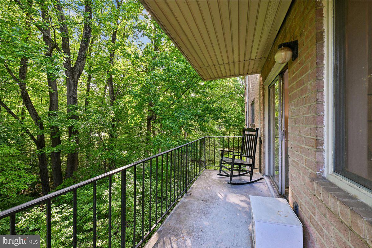 PARKSIDE CONDOMINIUMS - Residential