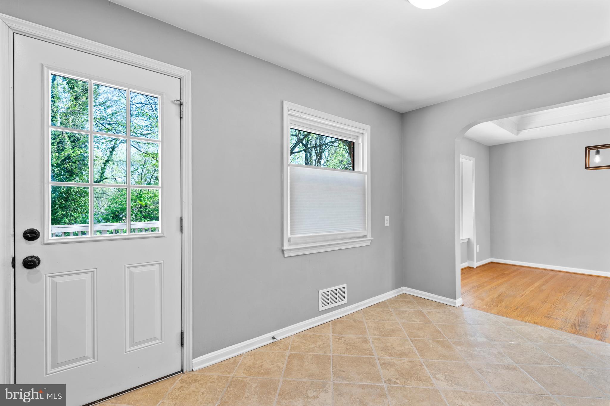 CHESTERBROOK WOODS - Residential Lease