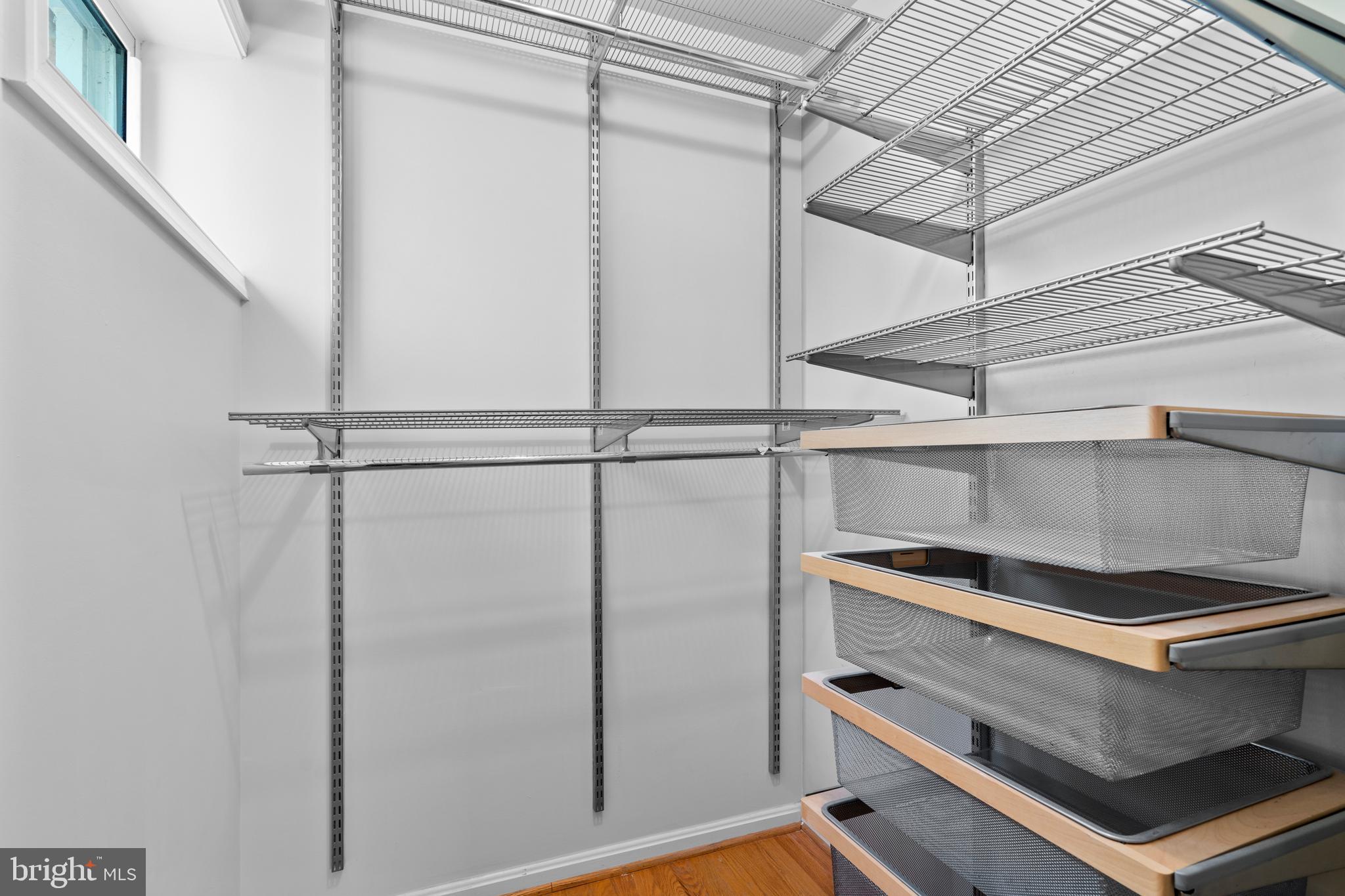 CHESTERBROOK WOODS - Residential Lease