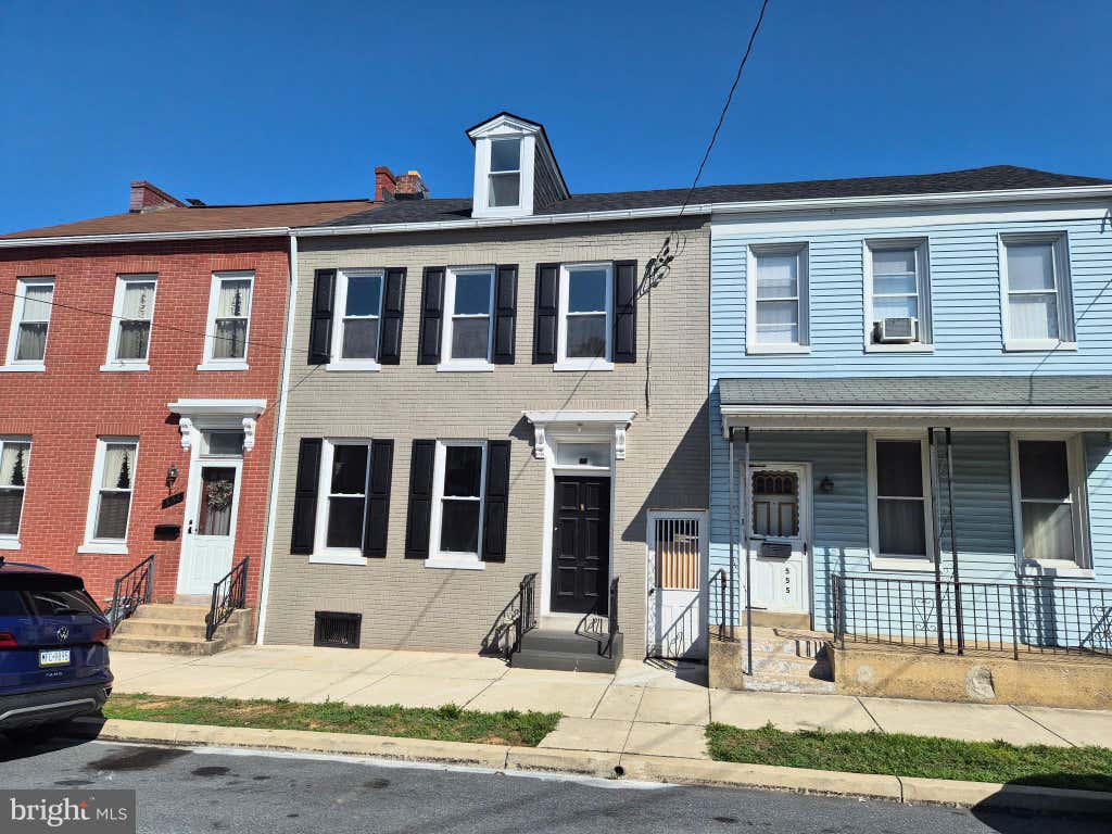 Photo of 553 Walnut Street, COLUMBIA, PA 17512 (MLS # PALA2088910)