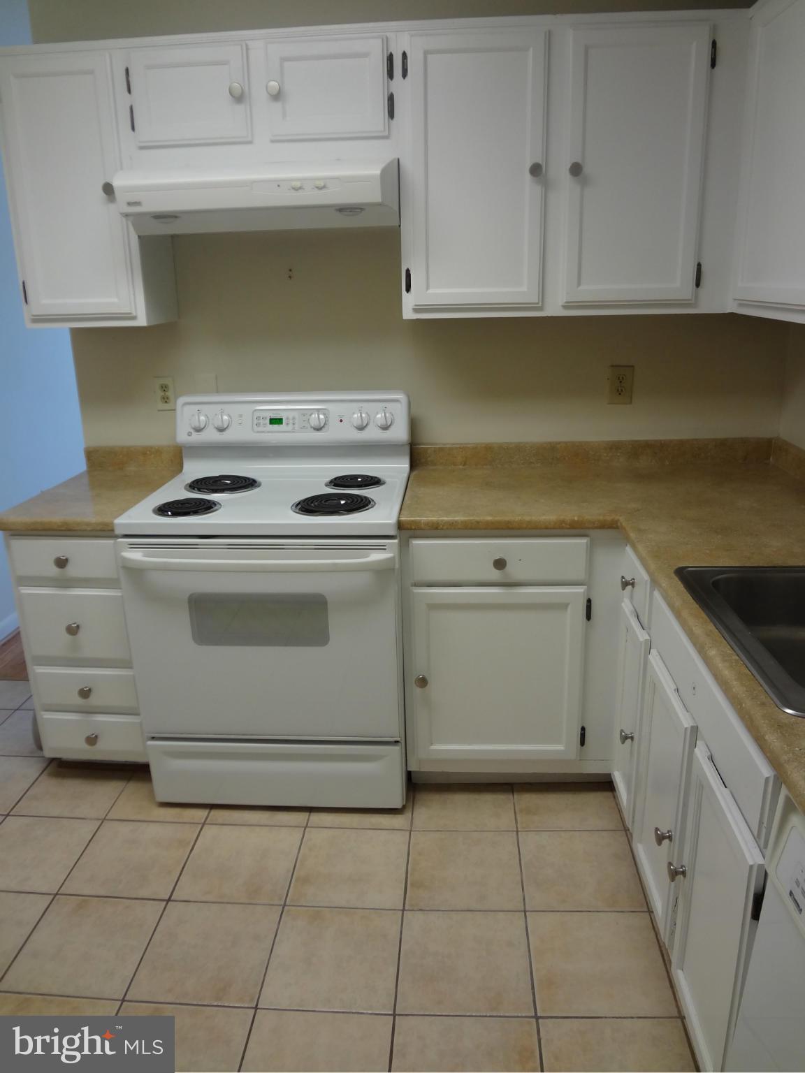 LIFESTYLE - Residential Lease