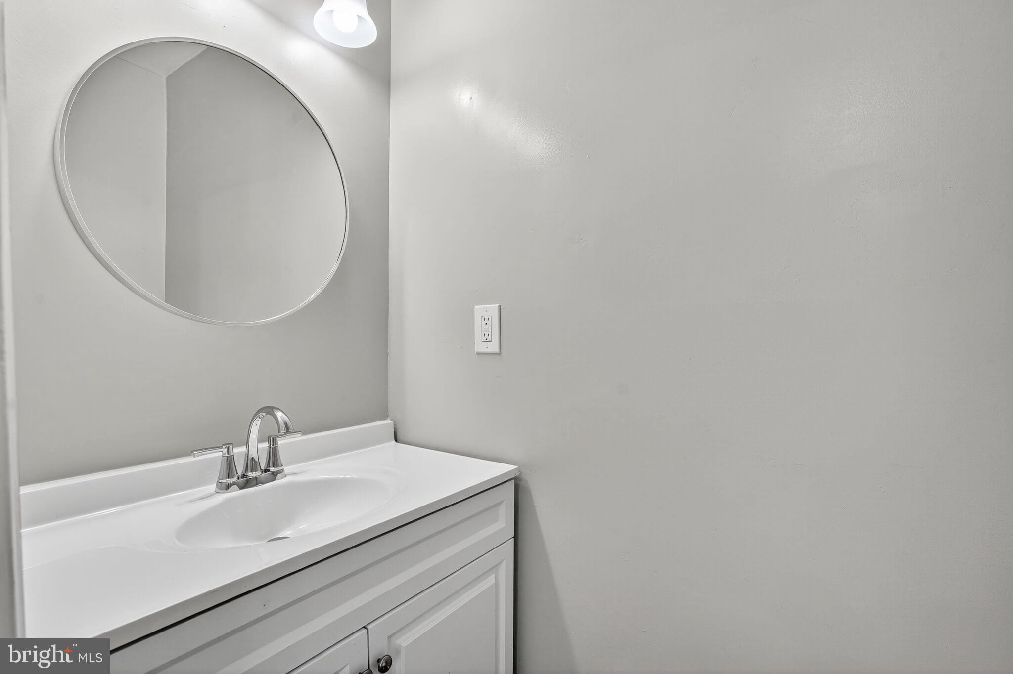 LEE LANDING PARK - Residential