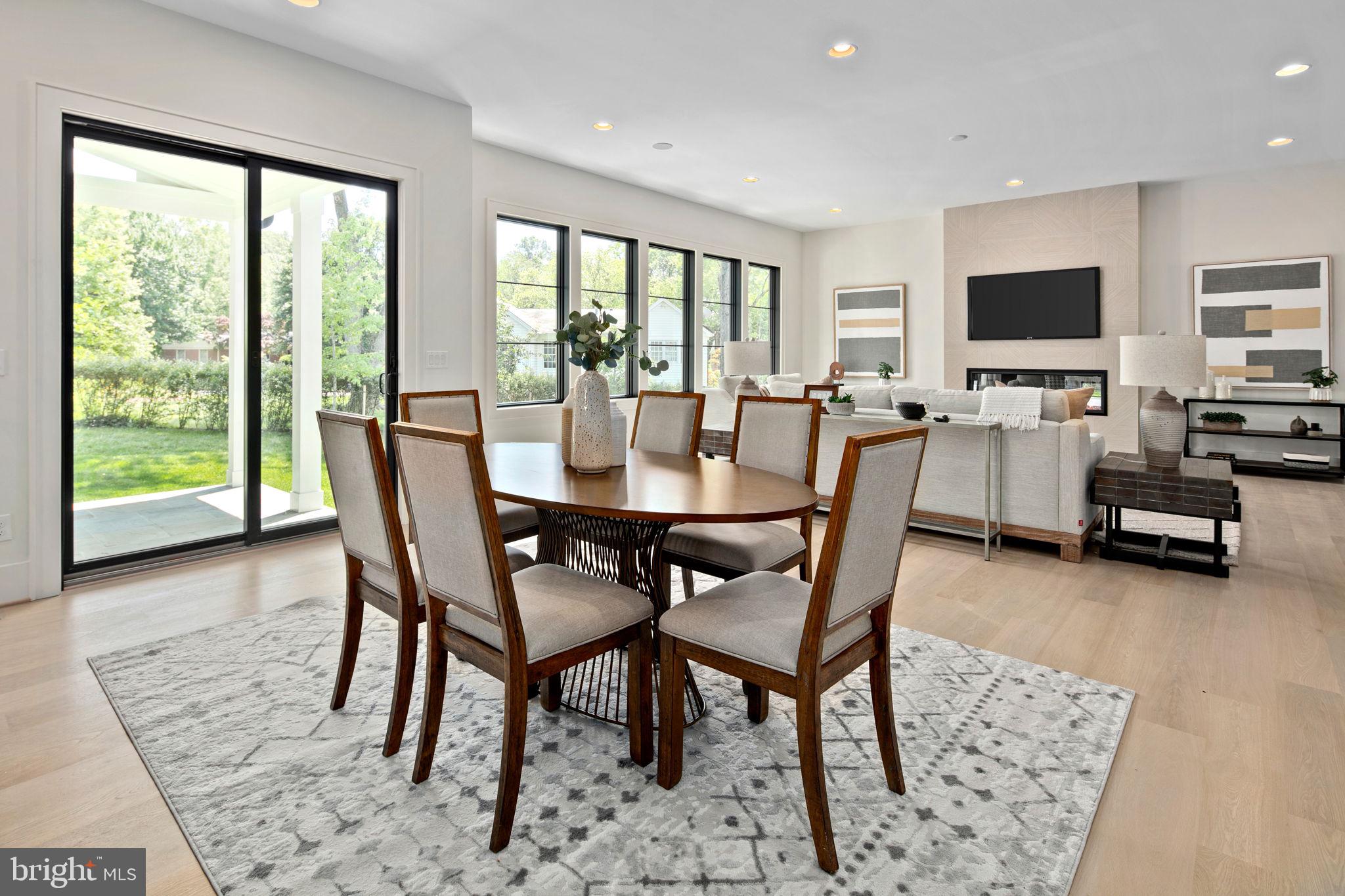 MC LEAN HAMLET - Residential