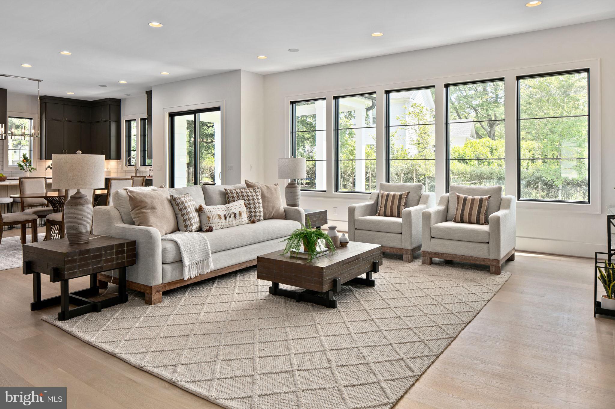 MC LEAN HAMLET - Residential