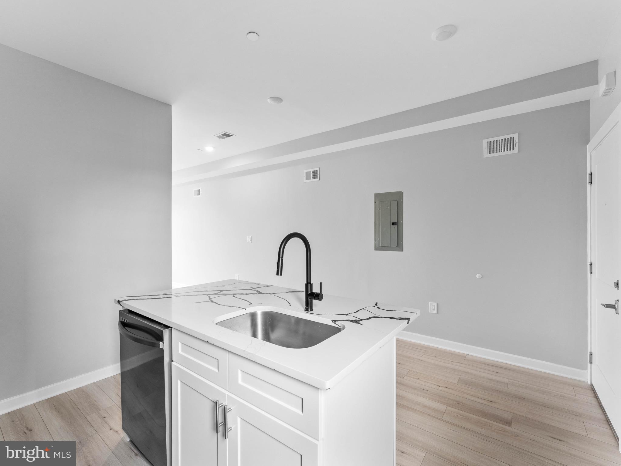 OVERBROOK - Residential Income