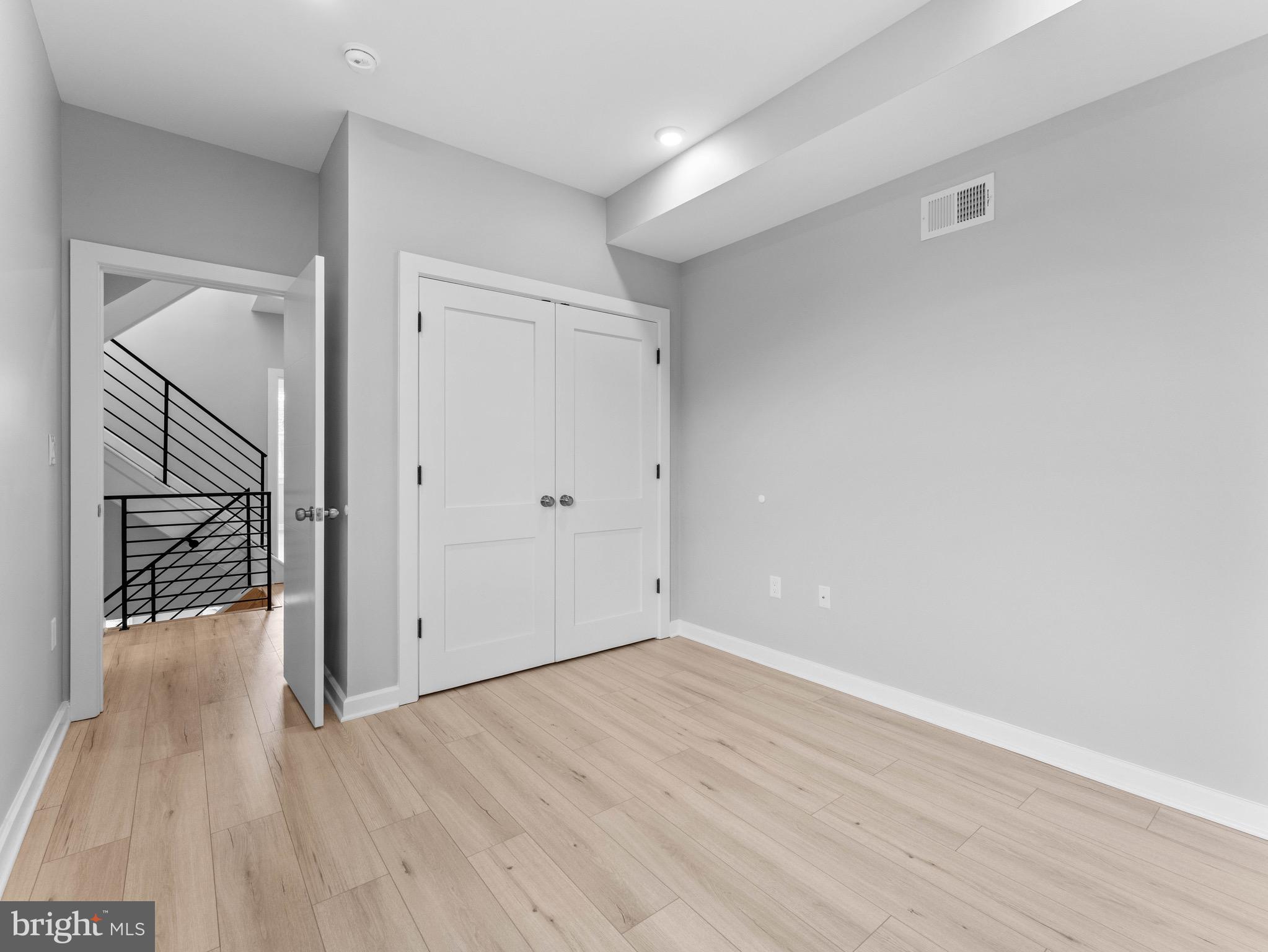 OVERBROOK - Residential Income