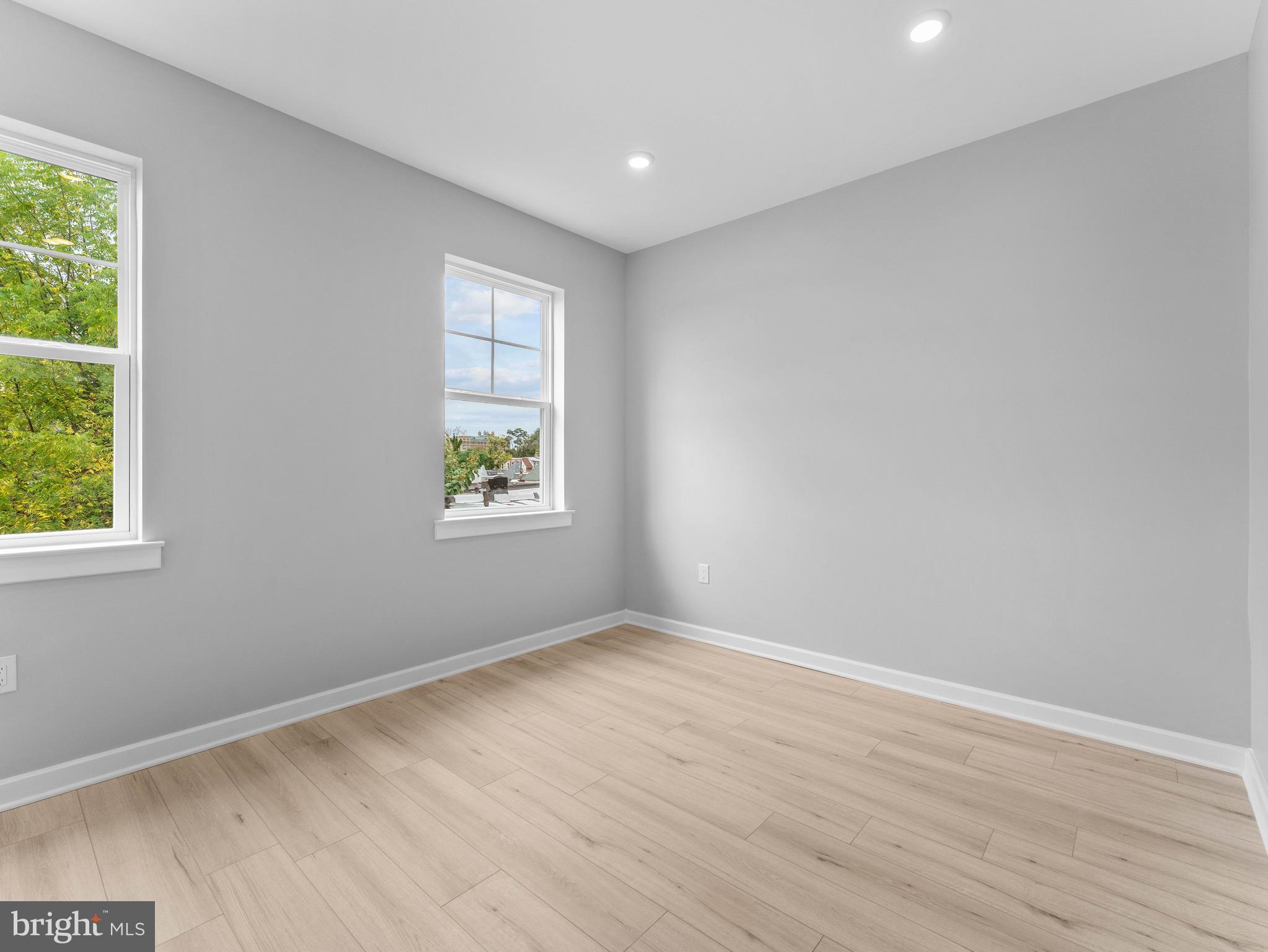 OVERBROOK - Residential Income