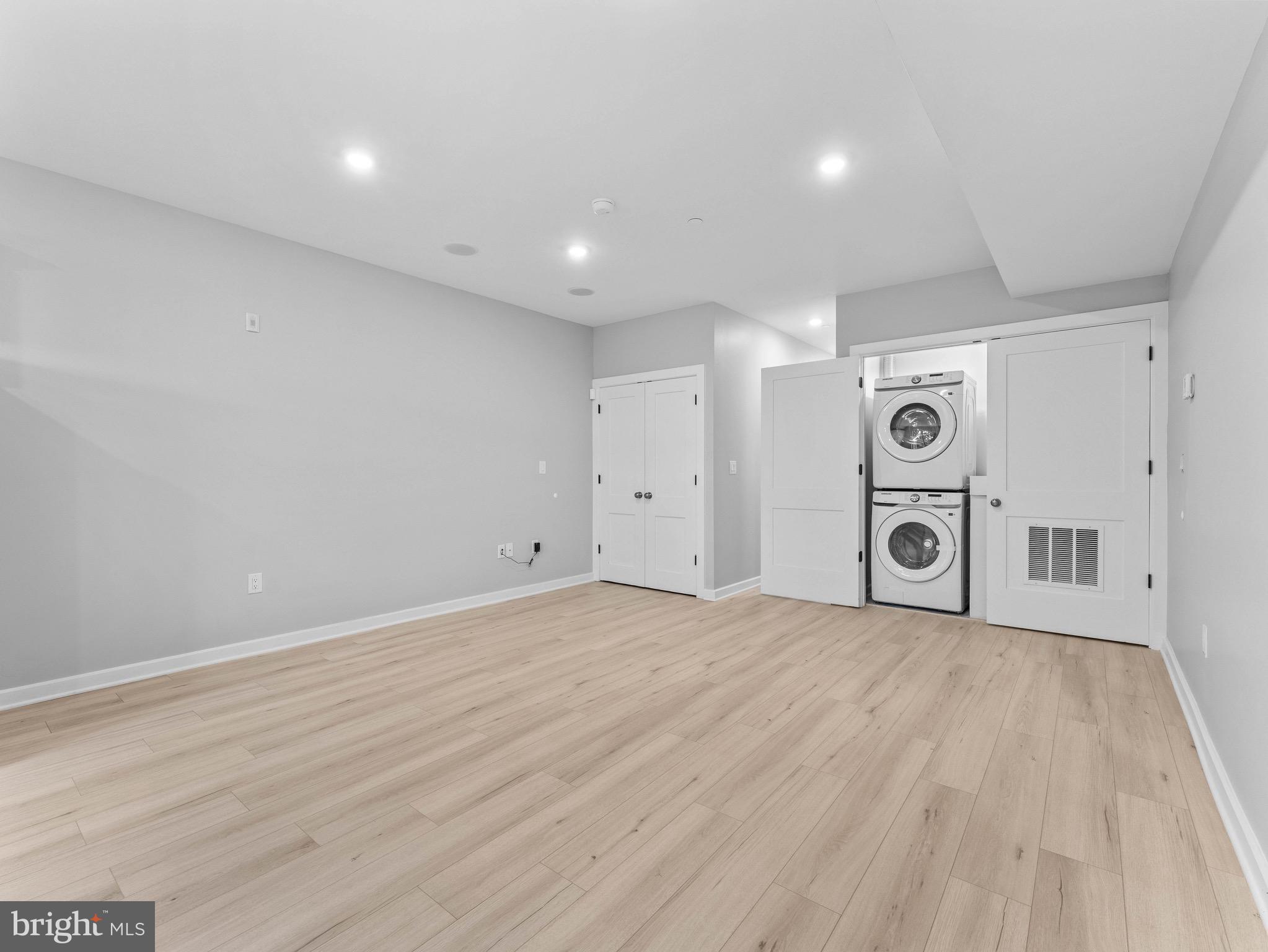 OVERBROOK - Residential Income