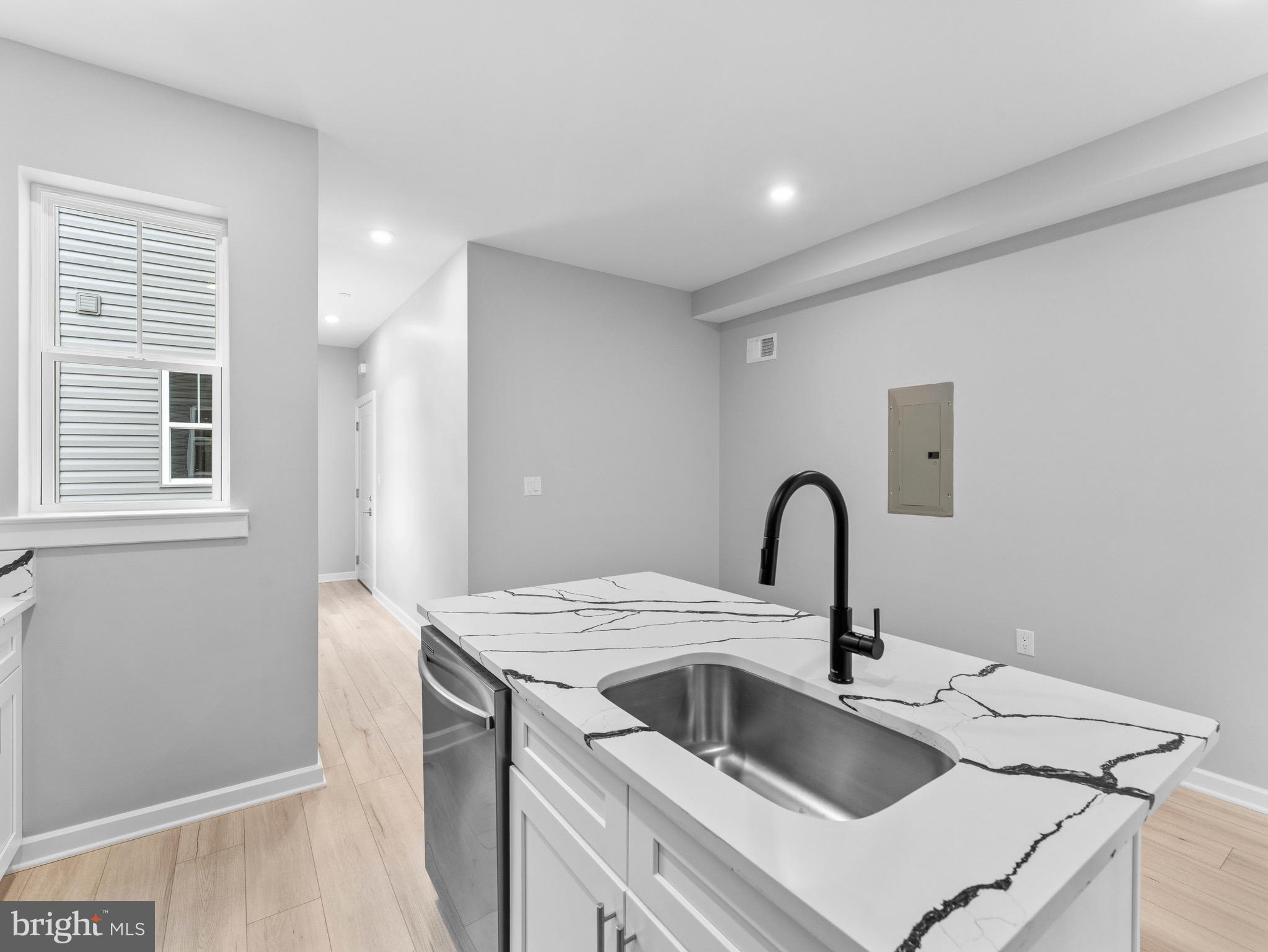 OVERBROOK - Residential Income
