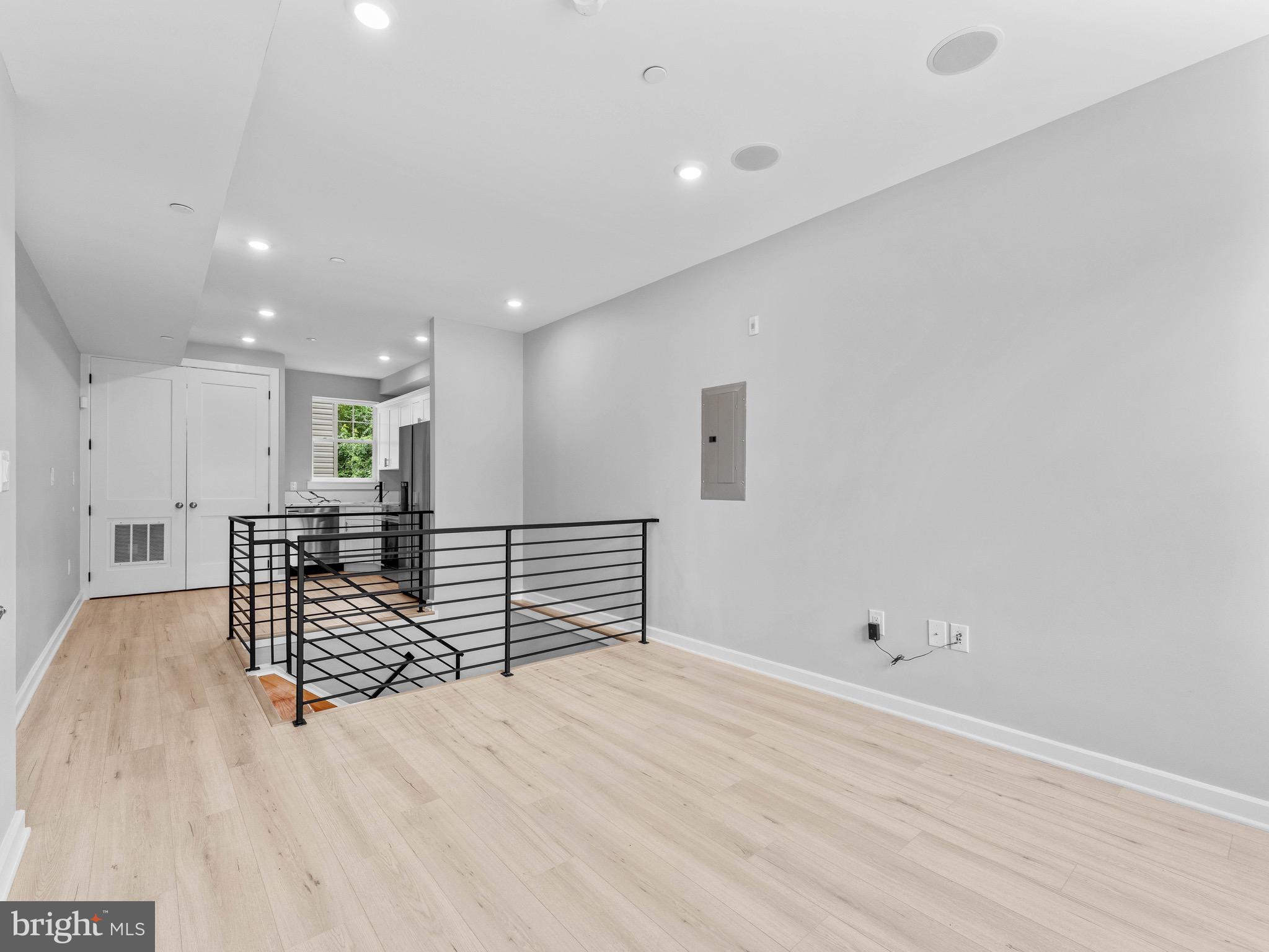 OVERBROOK - Residential Income