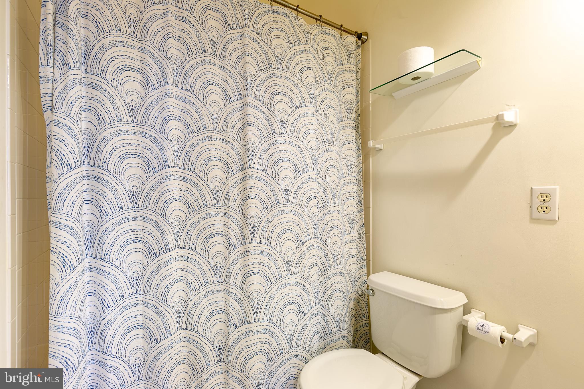 WATERS EDGE AT WOODS LANDING - Residential Lease