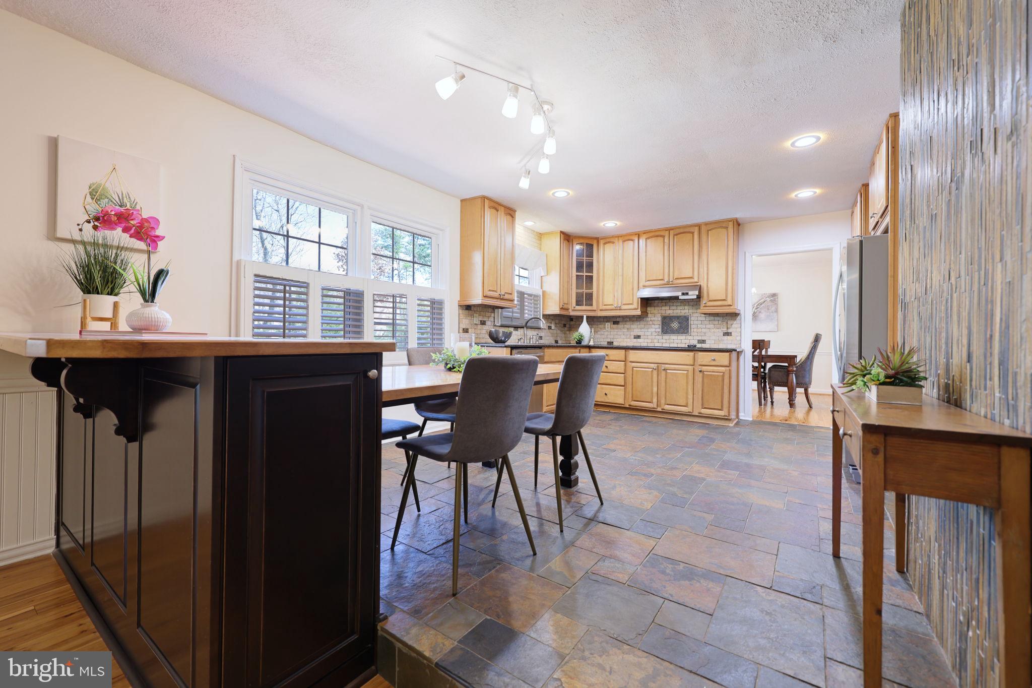 POPLAR TREE ESTATES - Residential