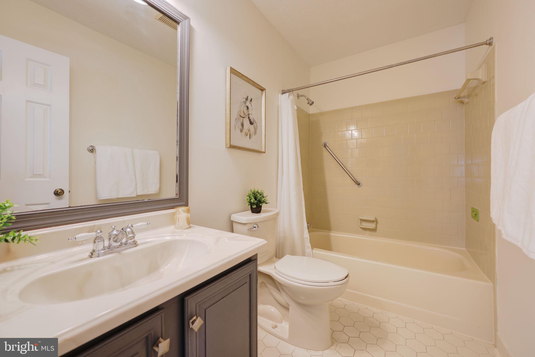 POPLAR TREE ESTATES - Residential