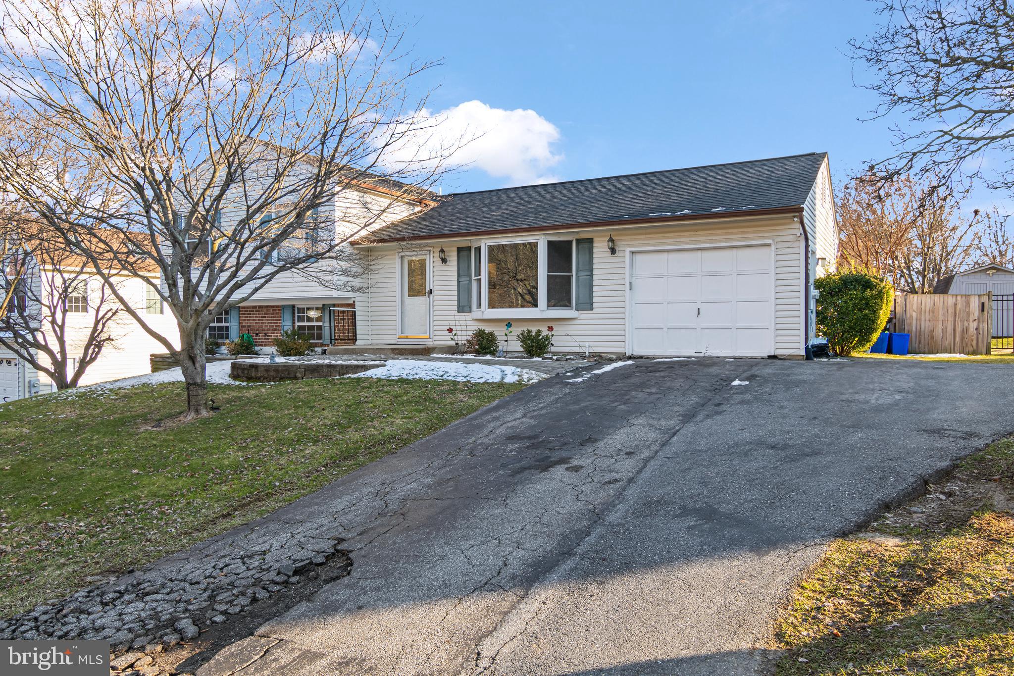 OAKHURST - Residential