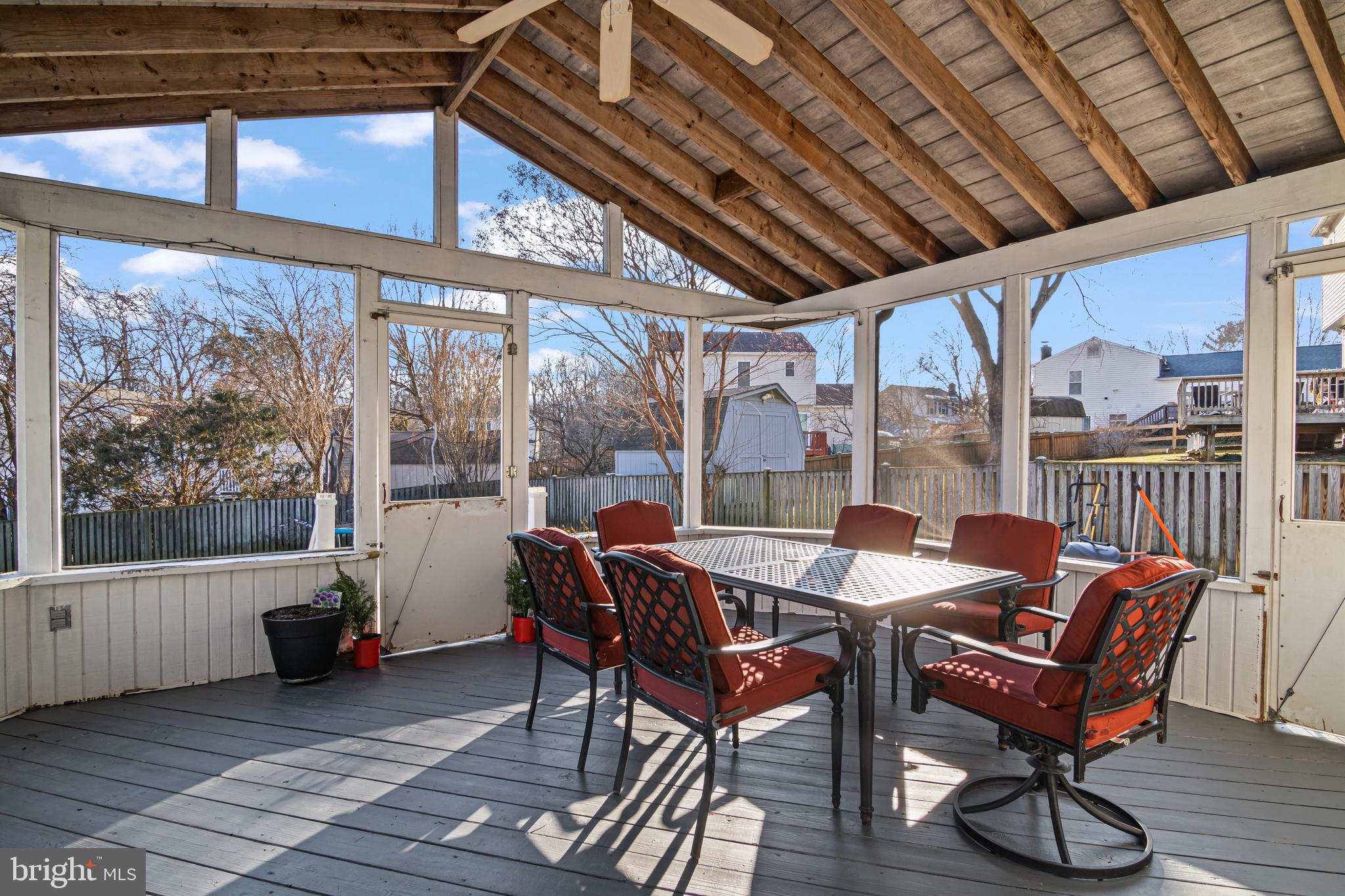 OAKHURST - Residential