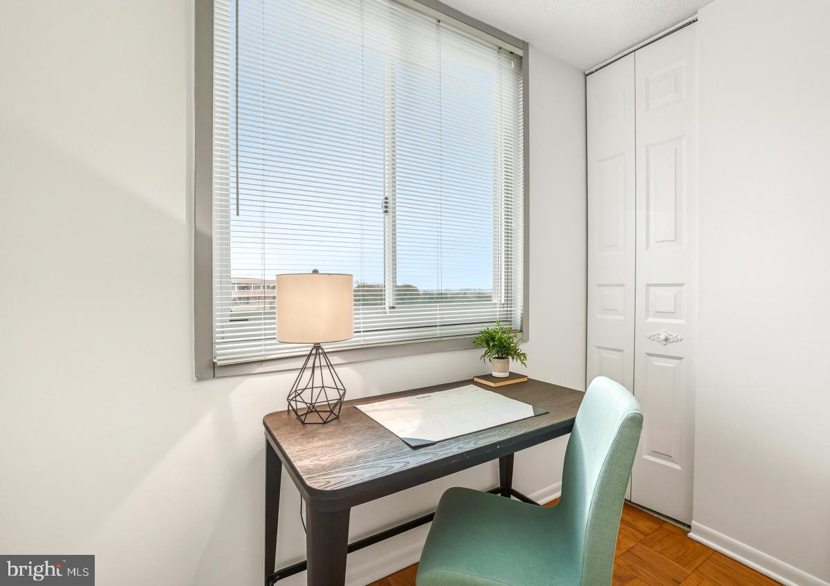 FRIENDSHIP HEIGHTS - Residential