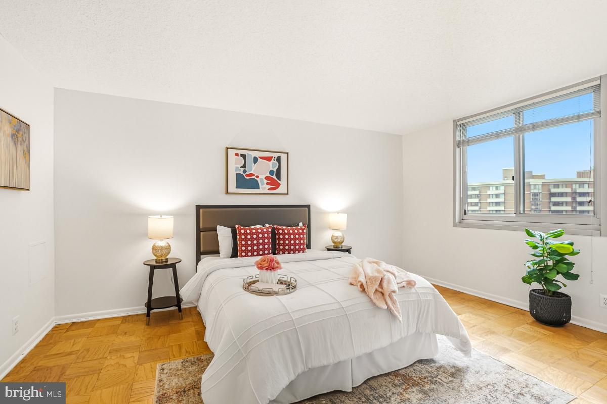 FRIENDSHIP HEIGHTS - Residential